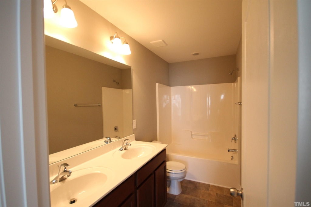 14411 Oak Springs Way - Photo 16