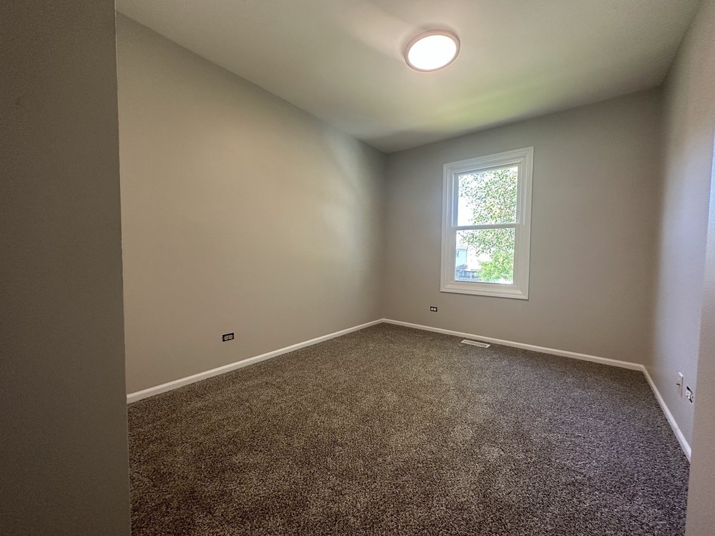 2455 Bristol Court - Photo 13