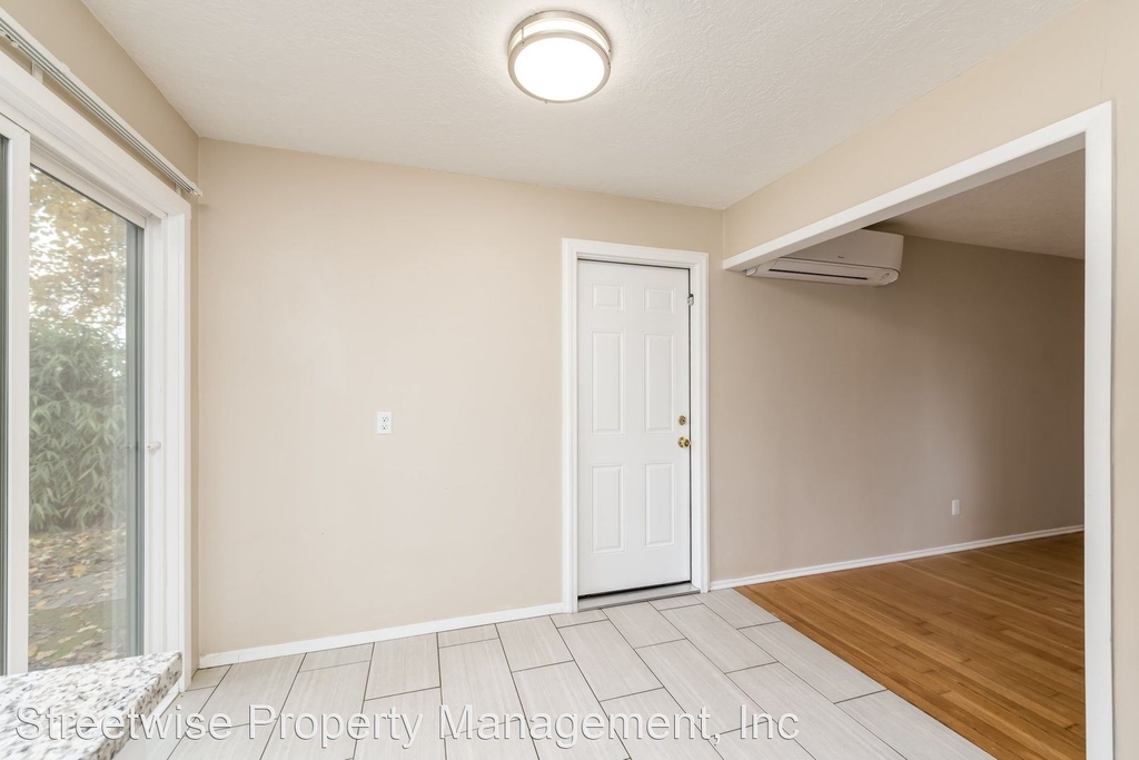 200 Sw 139th Ave - Photo 11