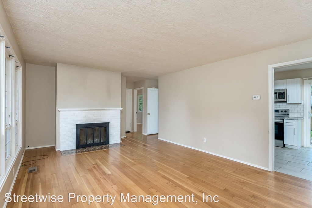 200 Sw 139th Ave - Photo 13