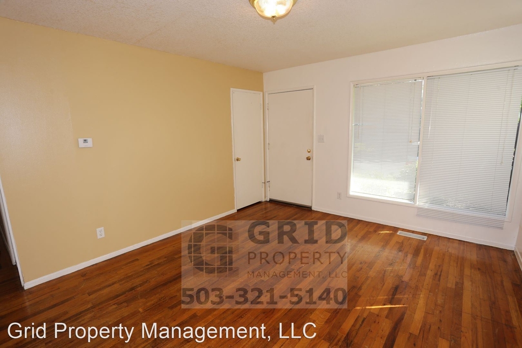 4639 Se 75th Ave - Photo 3