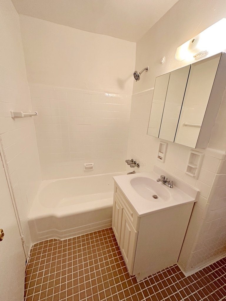 9303 Shore Road - Photo 2