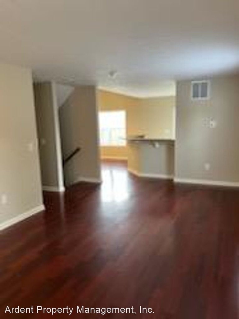 7325 Cayman Lane - Photo 4