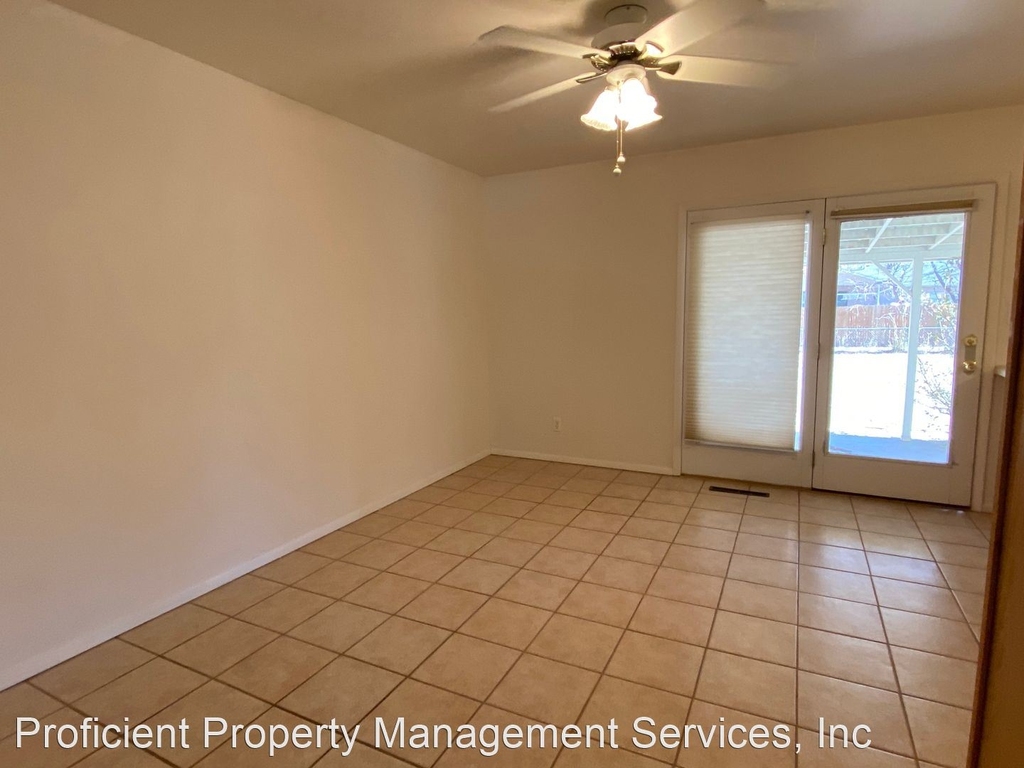 1328 Woodmoor Rd - Photo 3