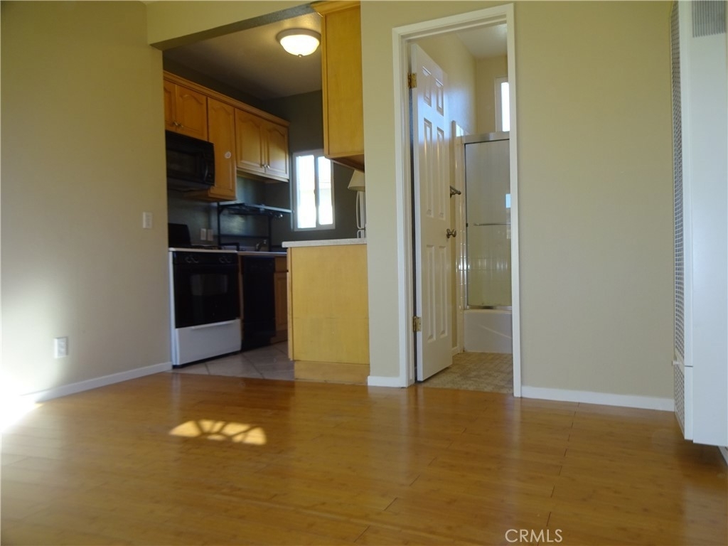 1220 Belmont Avenue - Photo 4