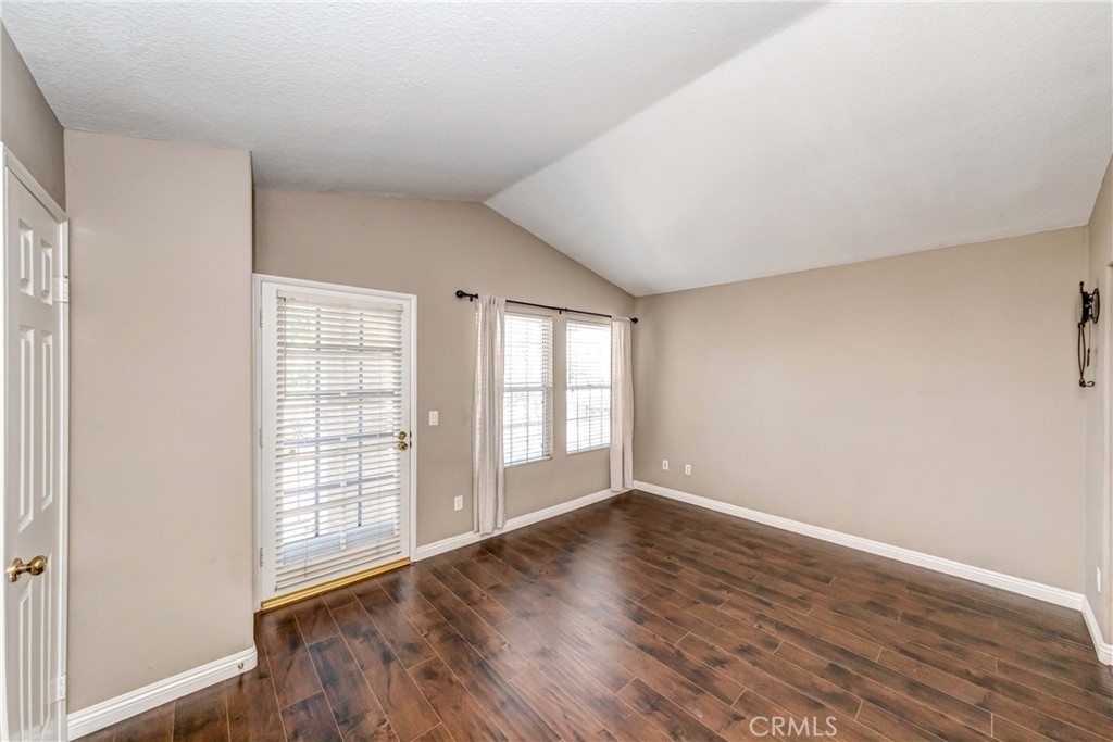 15002 Ocaso Avenue - Photo 12