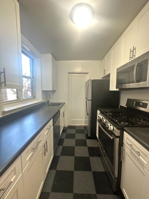 144-87 41st Ave - Photo 4