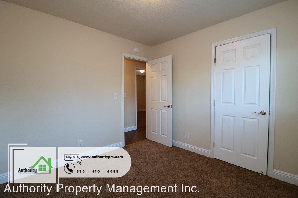 2990 Dove Street - Photo 14