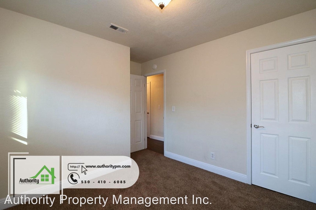 2990 Dove Street - Photo 12