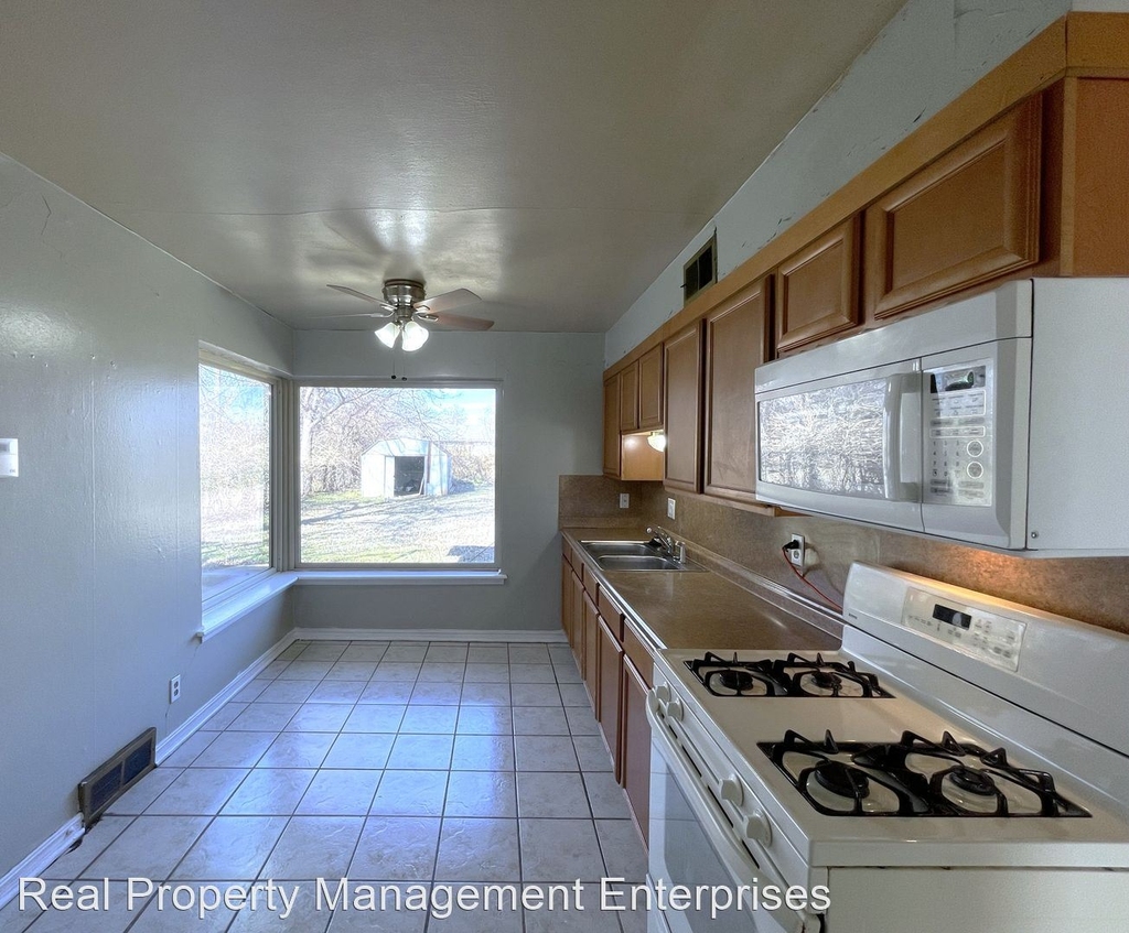213 Nw 79th St - Photo 4