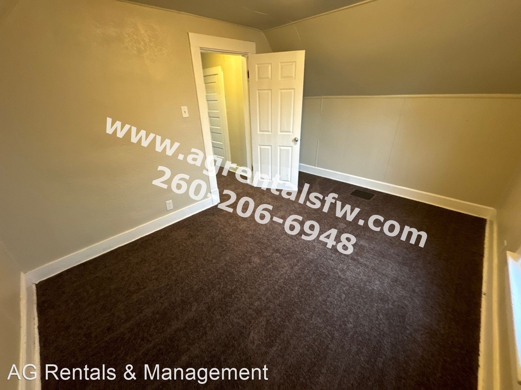 2121 Parnell Ave - Photo 14