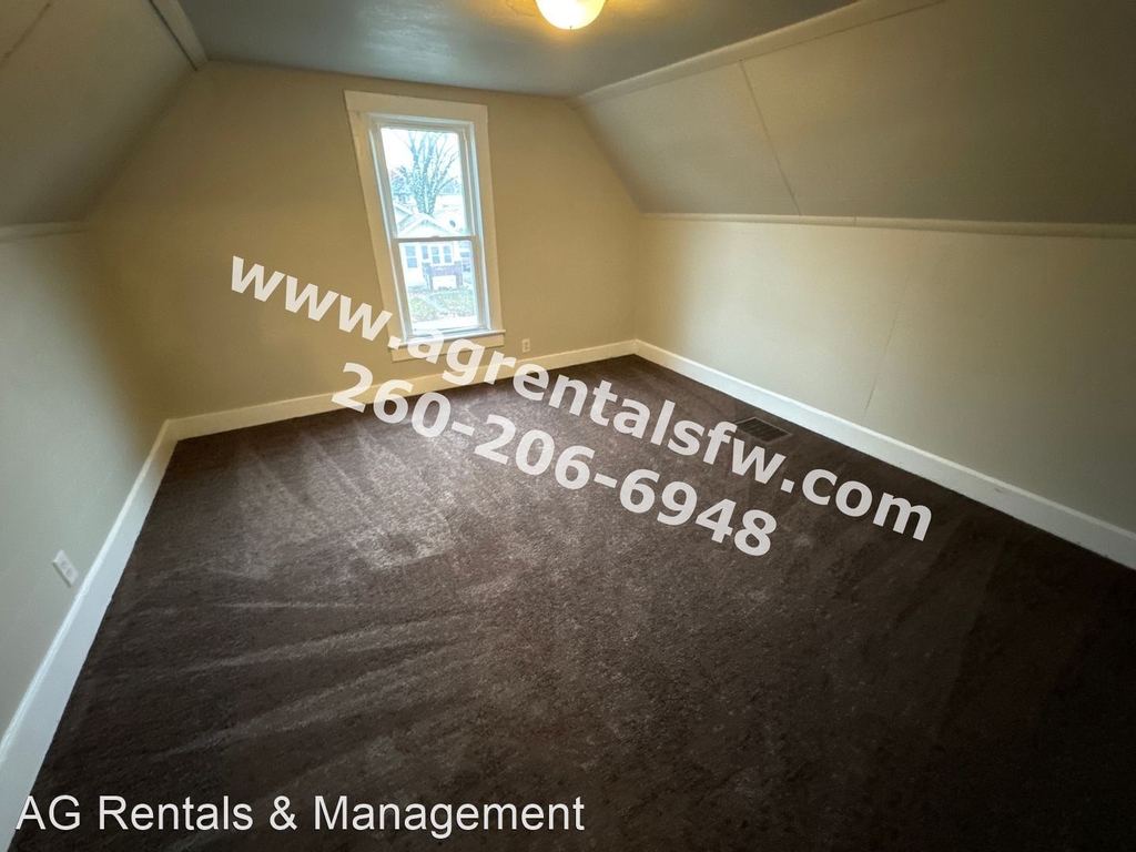 2121 Parnell Ave - Photo 11
