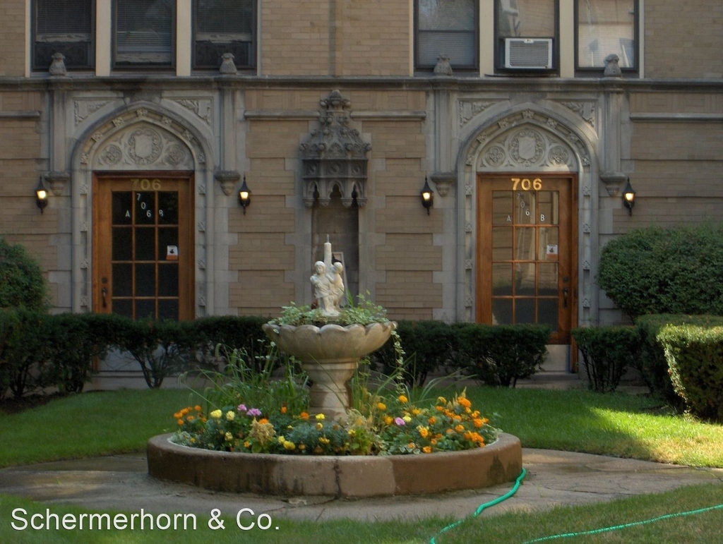 704-10 Hinman Ave. - Photo 0
