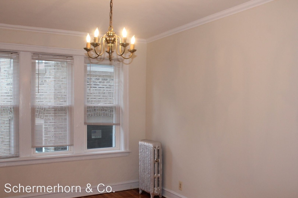 704-10 Hinman Ave. - Photo 5
