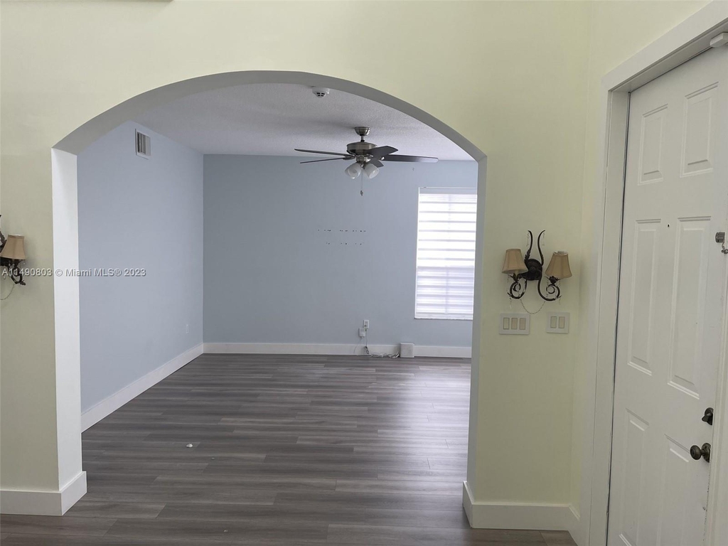 20255 Sw 129th Ave - Photo 16
