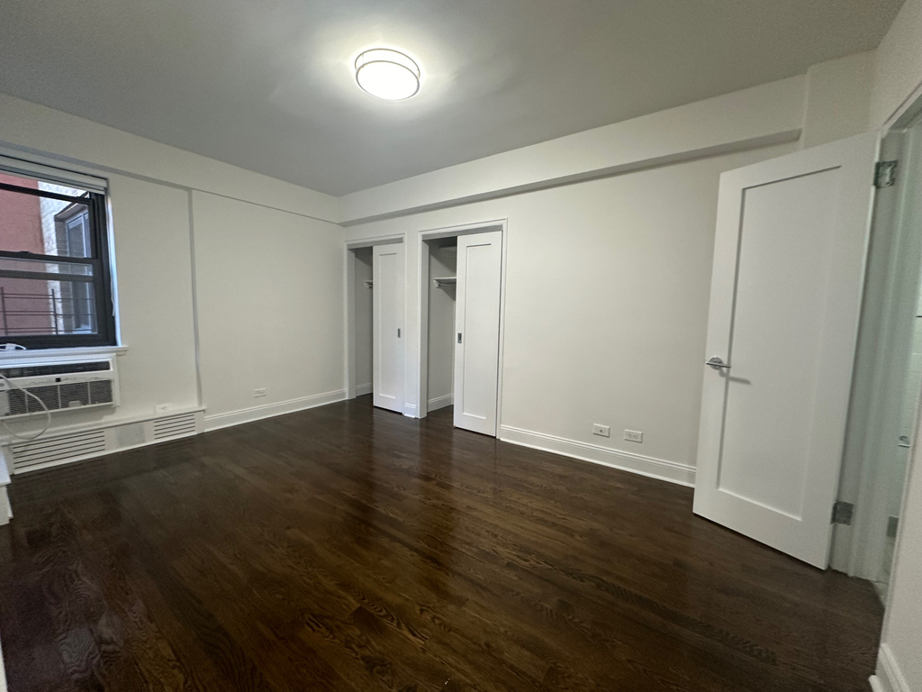 219 East 69th Street - Photo 6