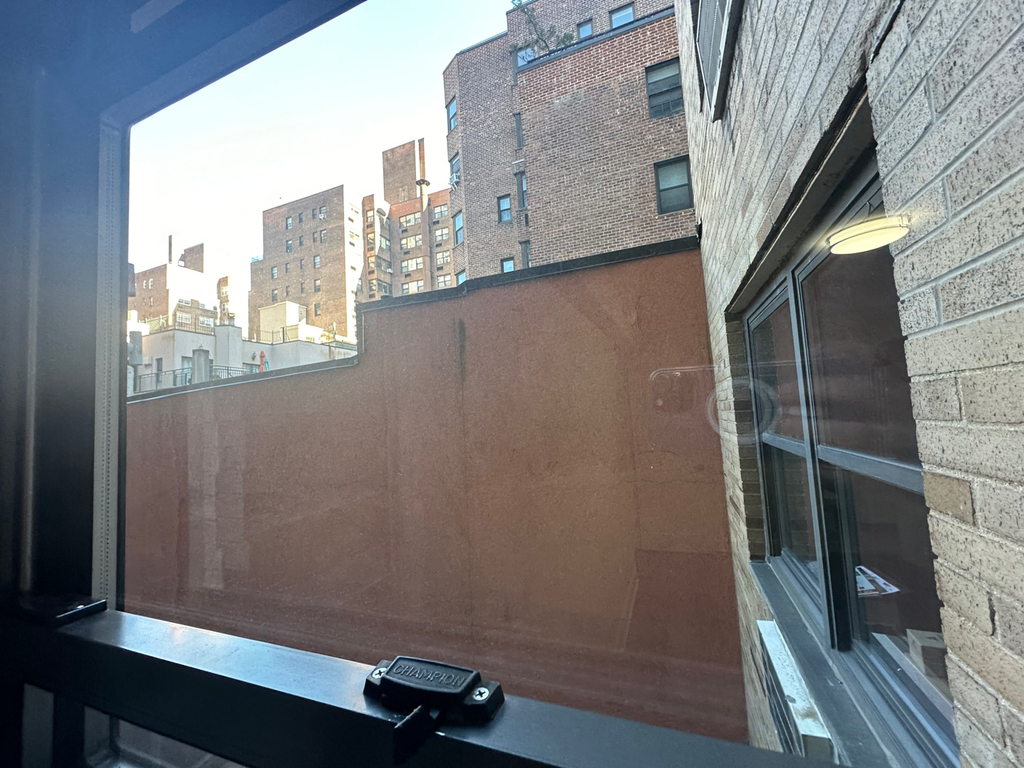 219 East 69th Street - Photo 9