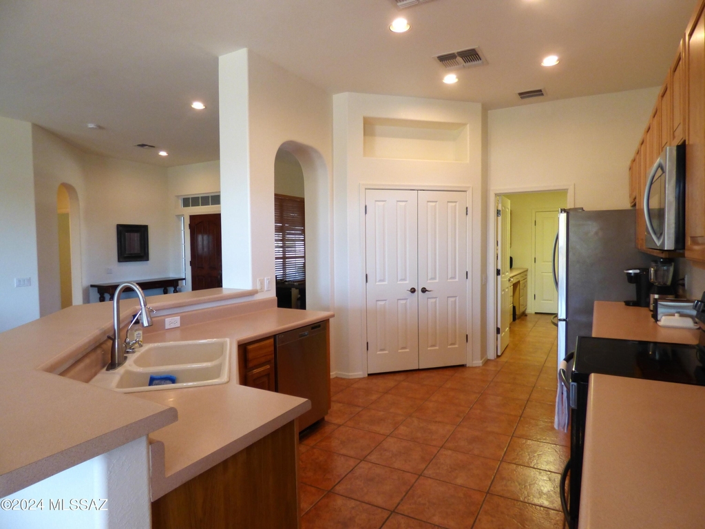 12938 N Sunrise Canyon Lane - Photo 13