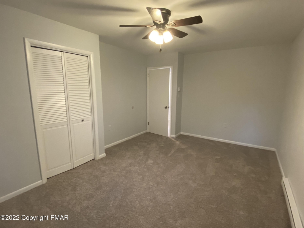 896 Country Place Drive - Photo 18