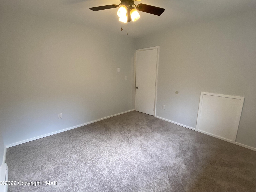 896 Country Place Drive - Photo 20