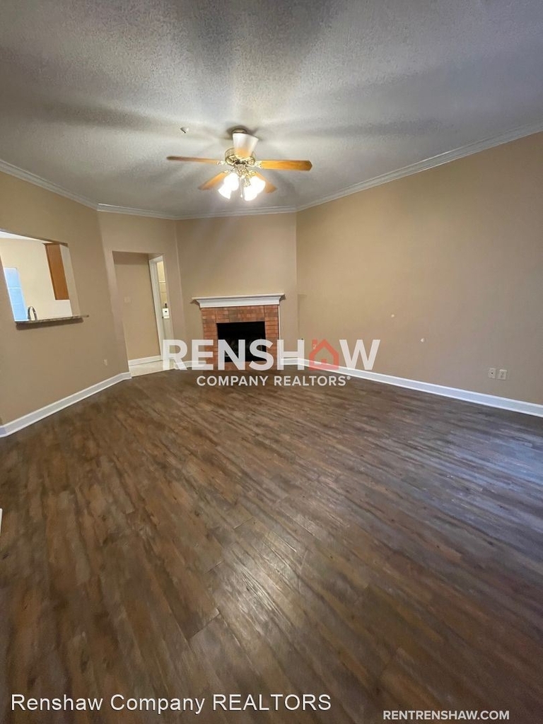 8524 Farmington Blvd - Photo 3