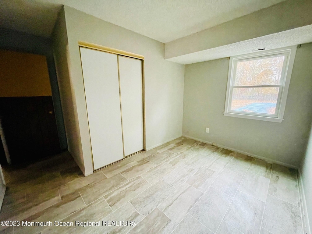 173 Stowe Street - Photo 28