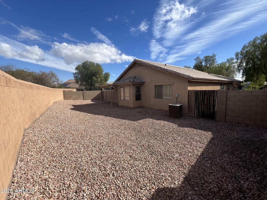 17284 W Mohave Street - Photo 9