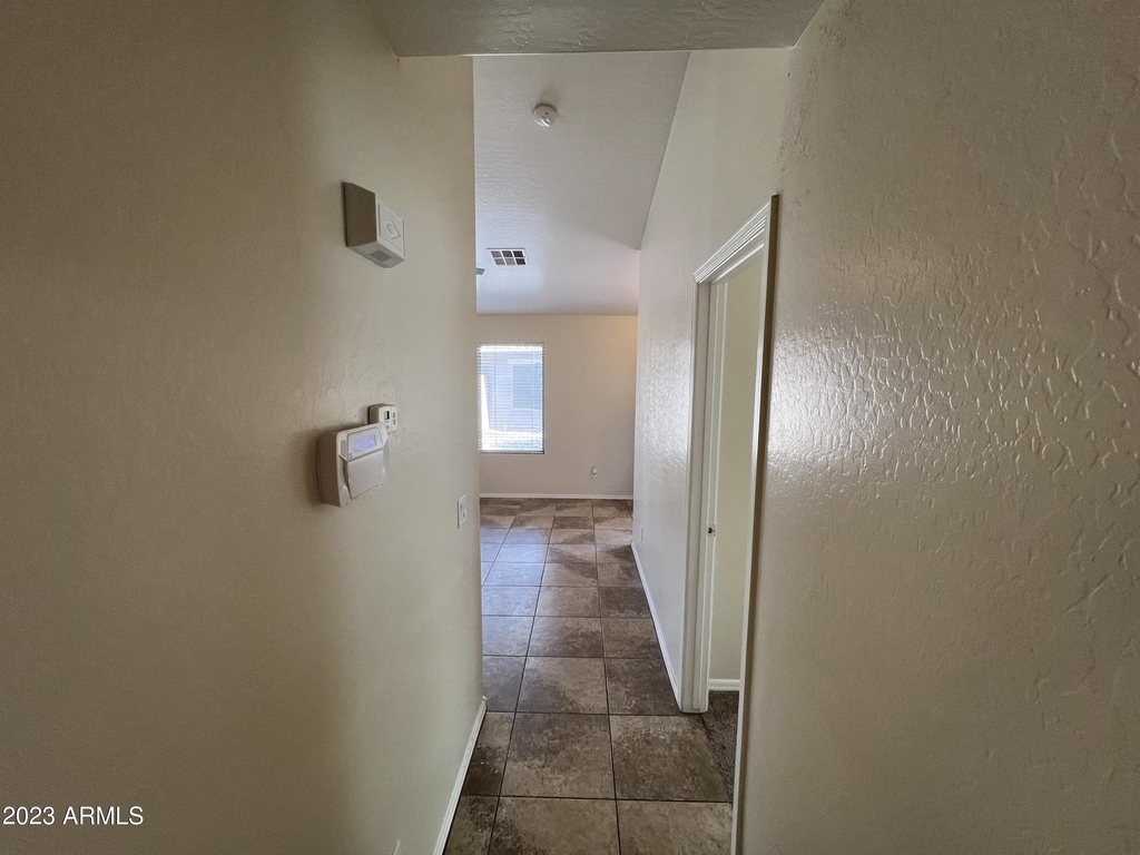 17284 W Mohave Street - Photo 12