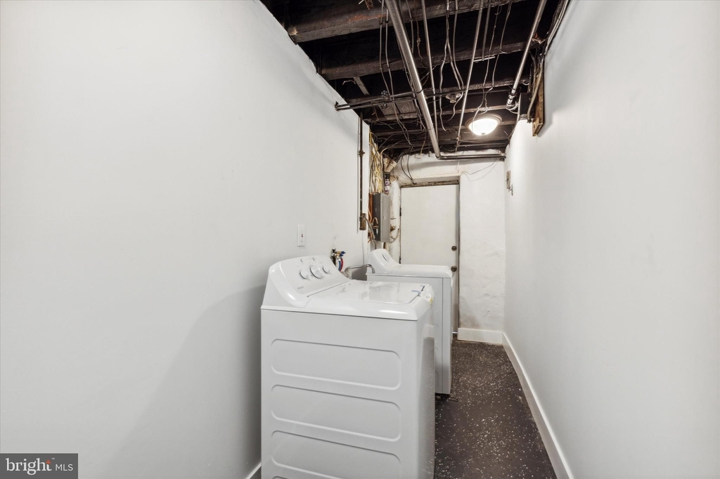 1404 E Weaver Street - Photo 12