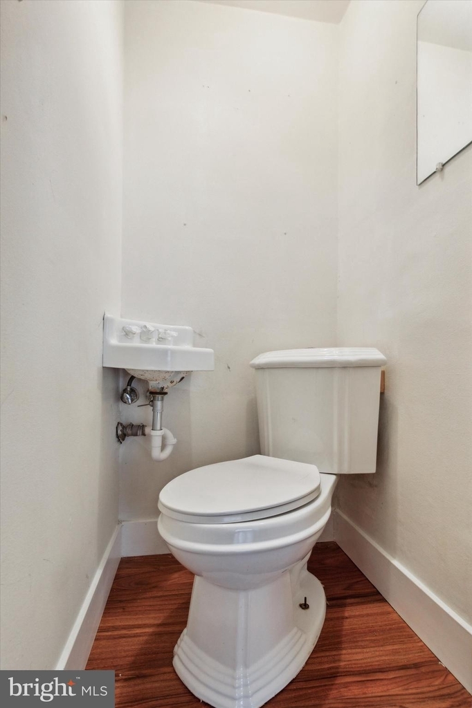 1404 E Weaver Street - Photo 10