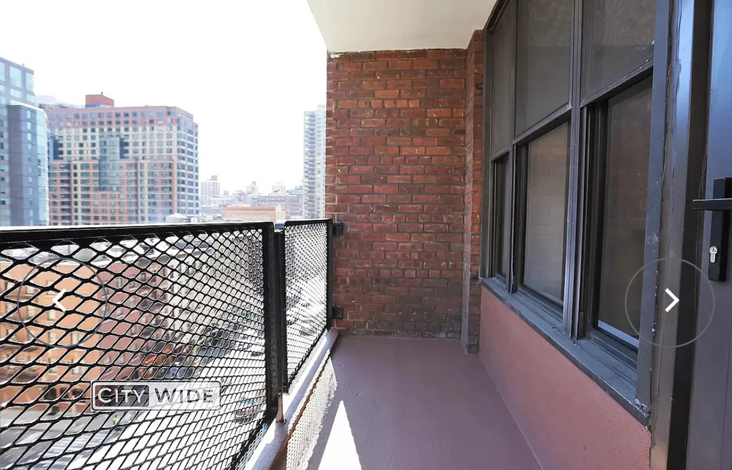 165 East 35th Street - Photo 0