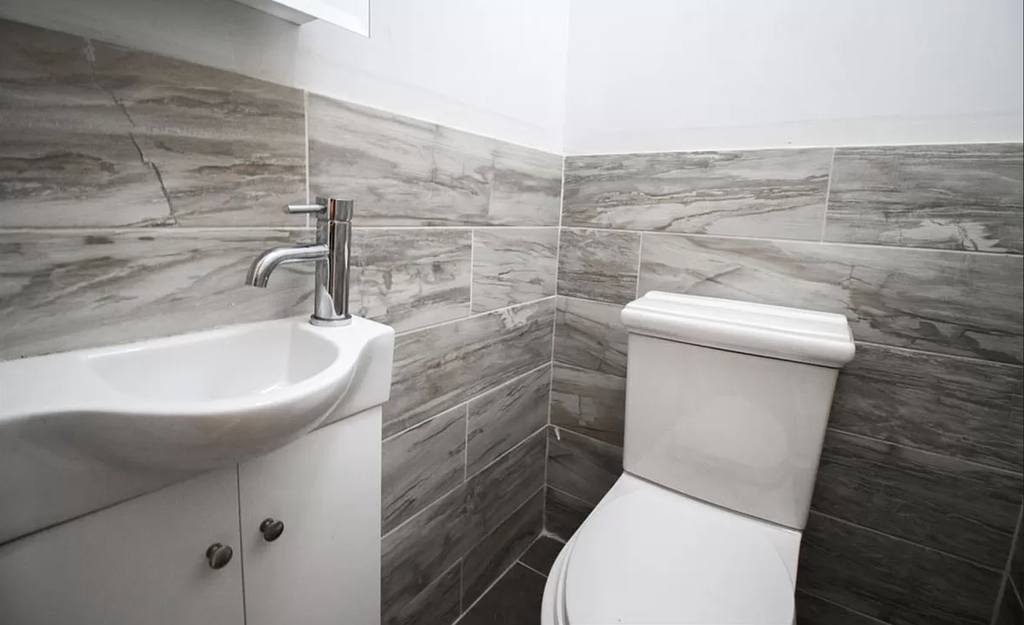 1719 Gates Avenue - Photo 8