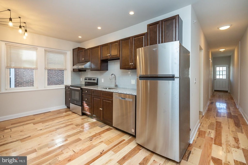 15 E Lancaster Avenue - Photo 8