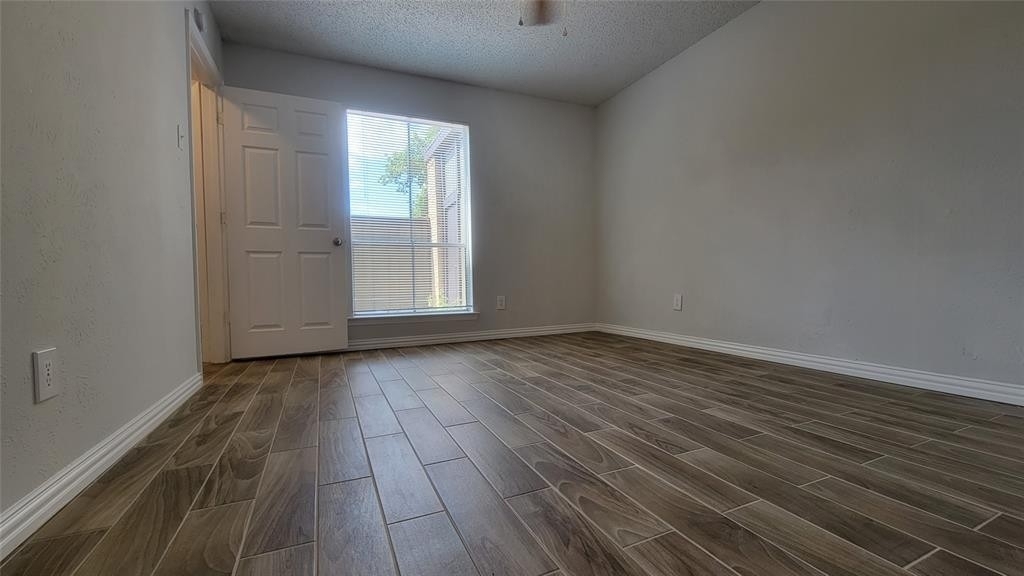 4651 Country Creek Drive - Photo 13