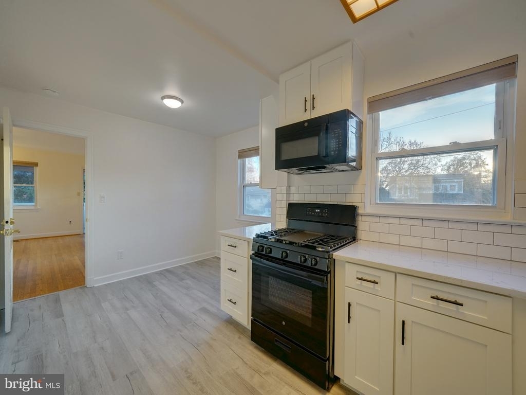8817 2nd Ave - Photo 13