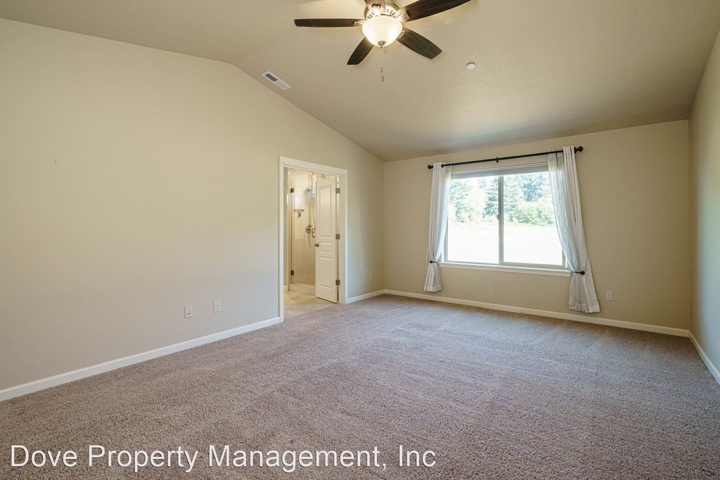 7405 Ne 33rd Avenue - Photo 32