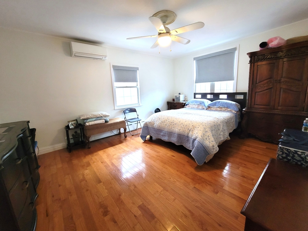 33-36 60th Street - Photo 9