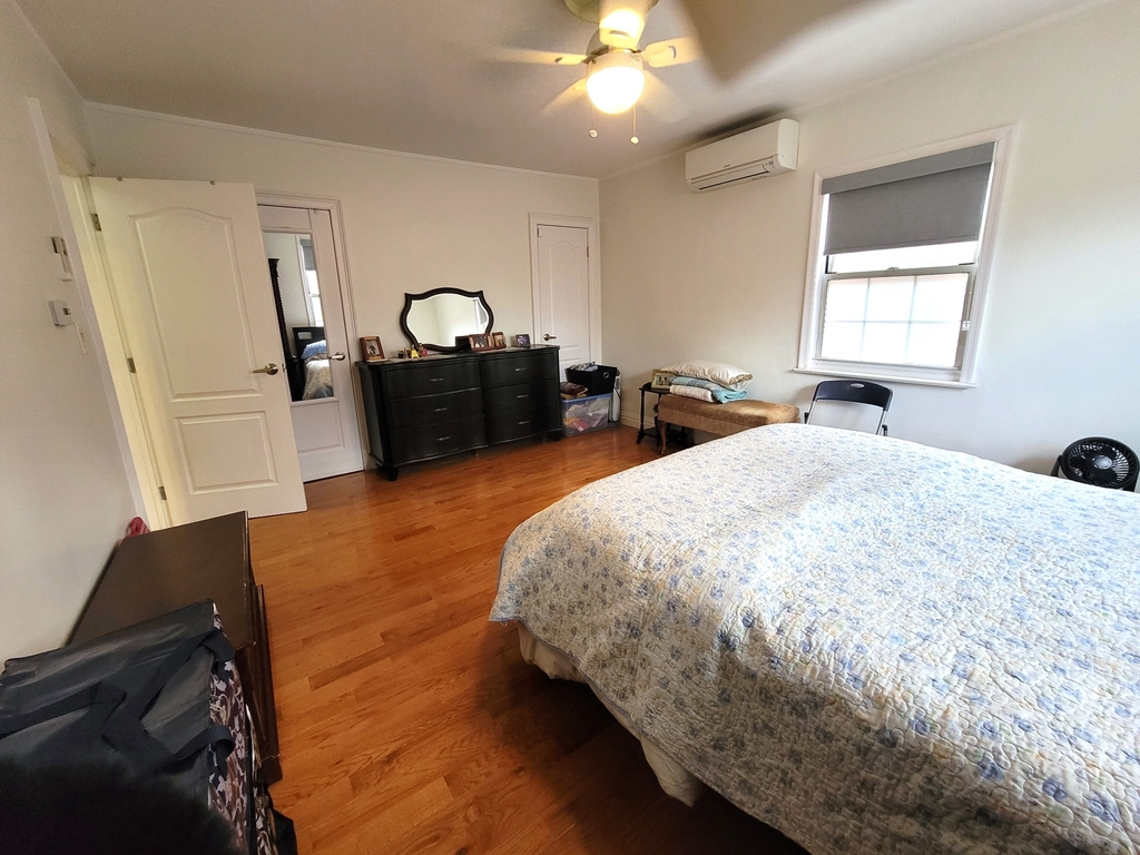 33-36 60th Street - Photo 15