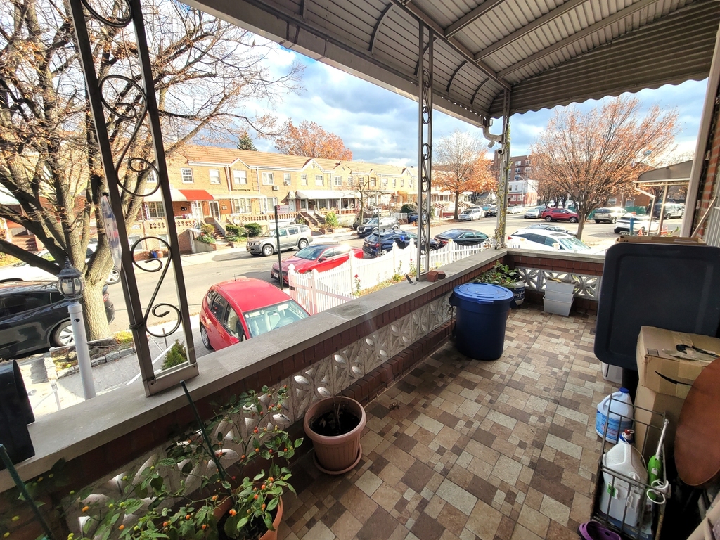 33-36 60th Street - Photo 19