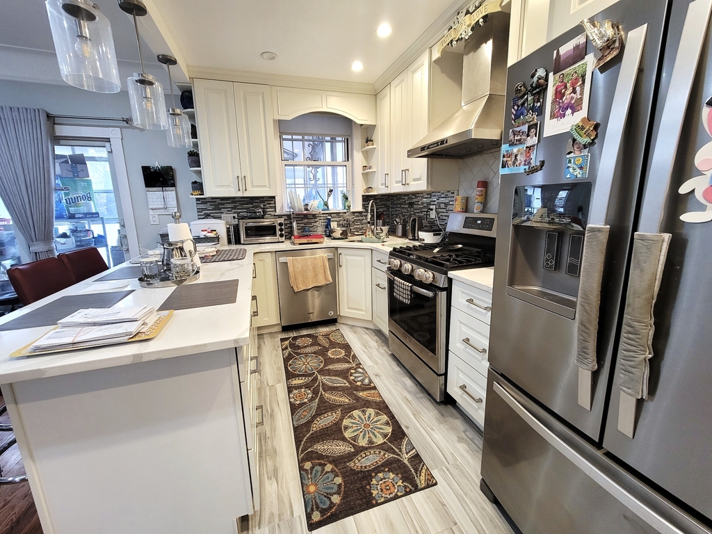 33-36 60th Street - Photo 4