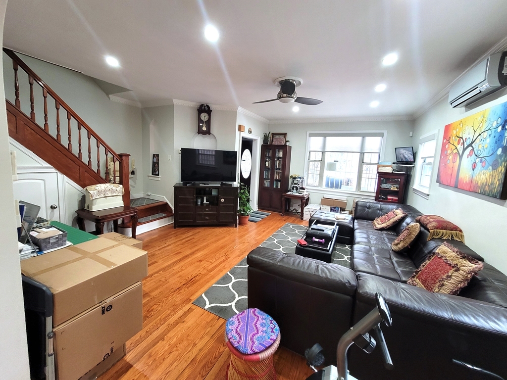 33-36 60th Street - Photo 6