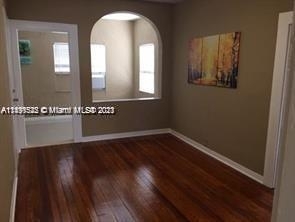 502 Sw 2nd Ave - Photo 2