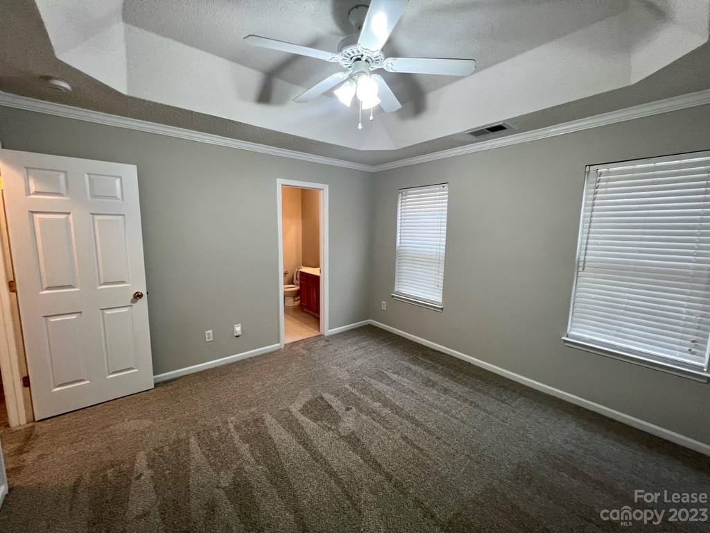 9419 Isaac Hunter Drive - Photo 13