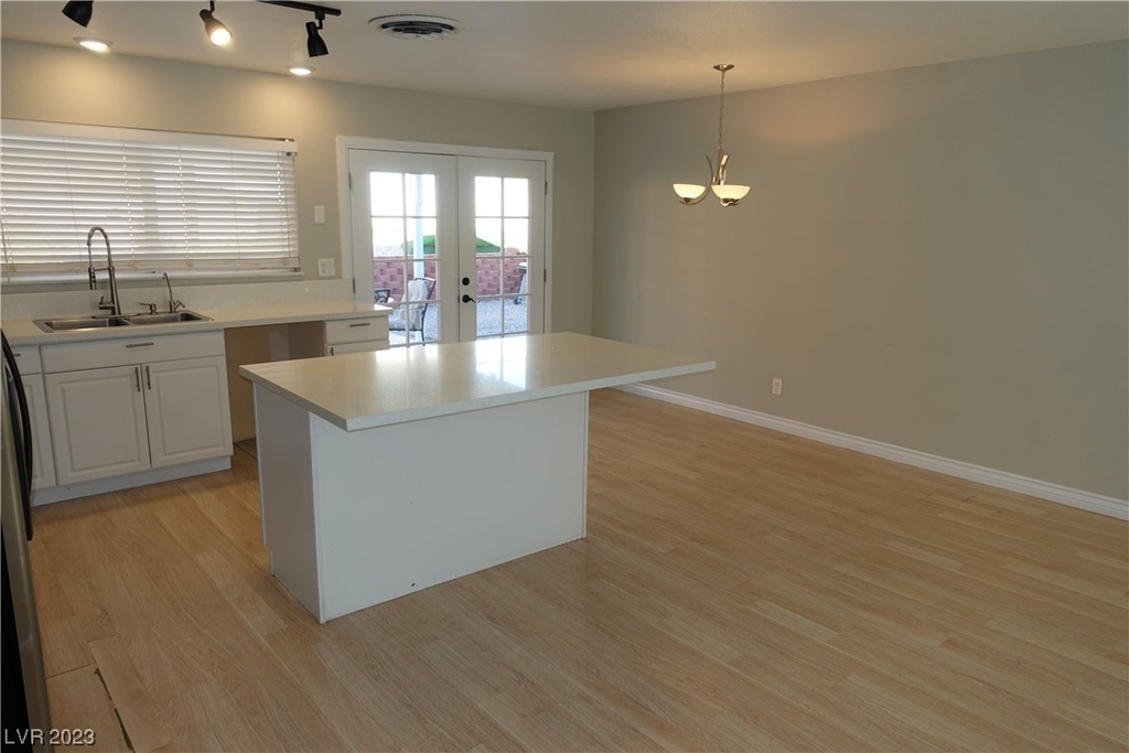 4083 Eileen Street - Photo 10