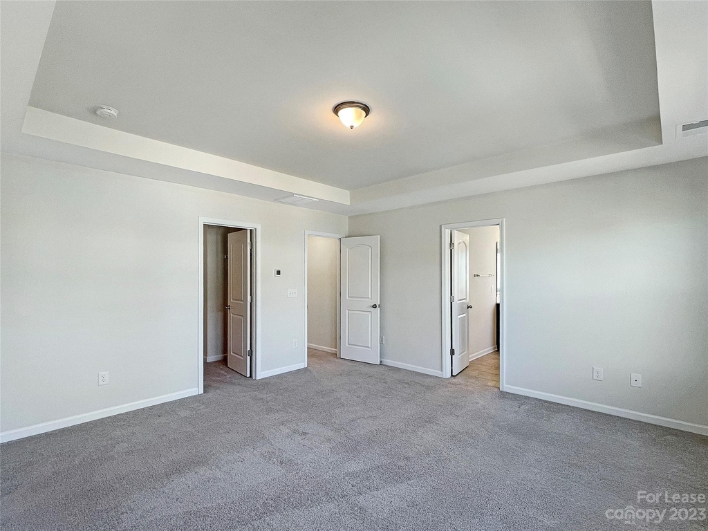 8227 Cornhill Avenue - Photo 10