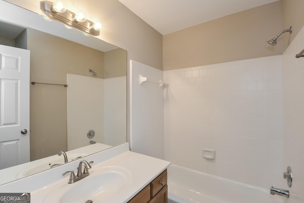 2970 Binghampton - Photo 12