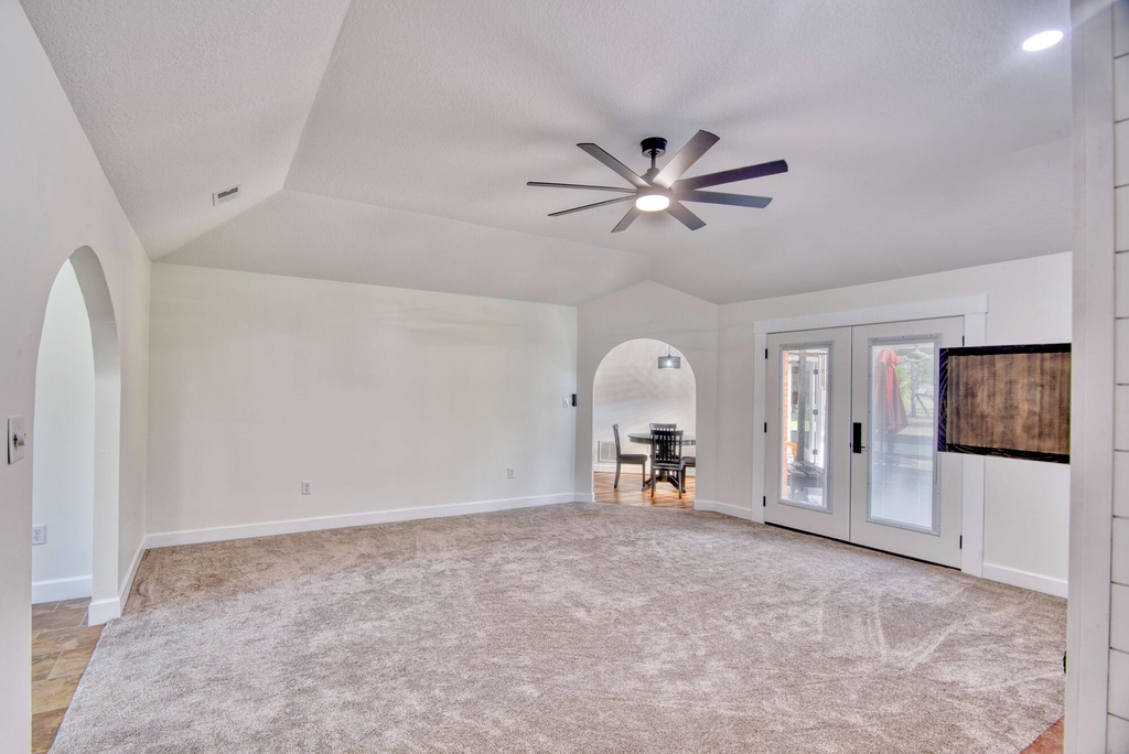 7118 Knollwood Drive - Photo 20