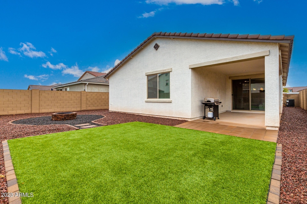 44032 W Palo Aliso Way - Photo 18