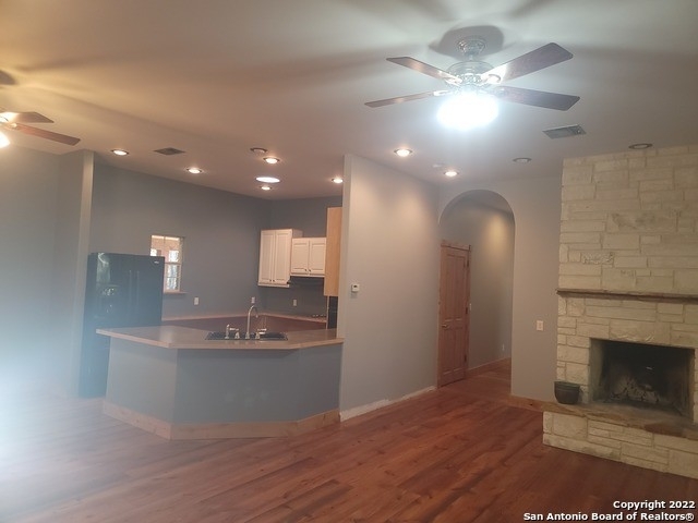 8575 Barron Dr - Photo 3