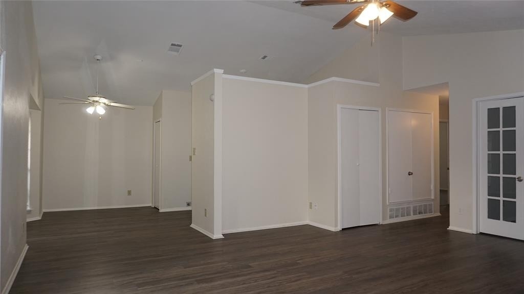 6721 Dandelion Drive - Photo 3